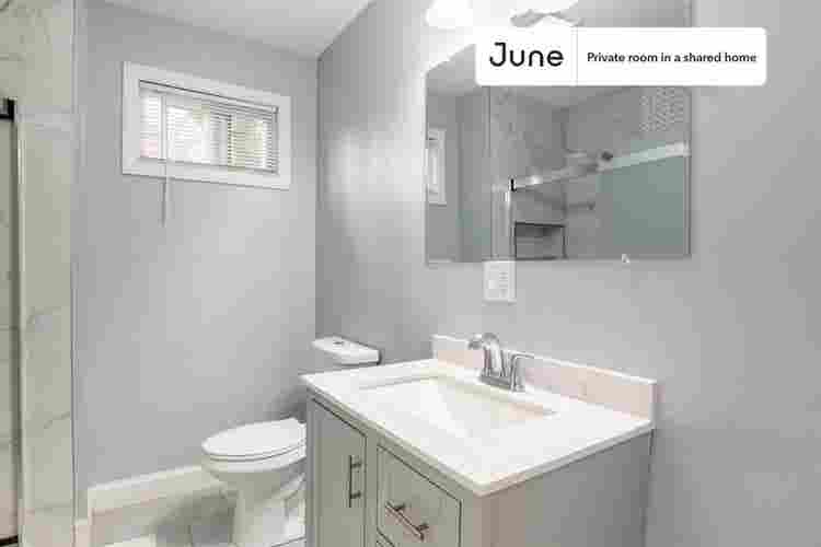 4 BR in Boston