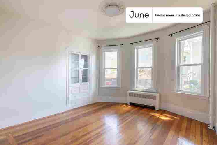 4 BR in Boston