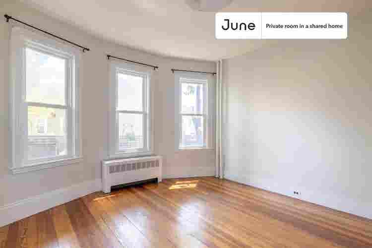 4 BR in Boston