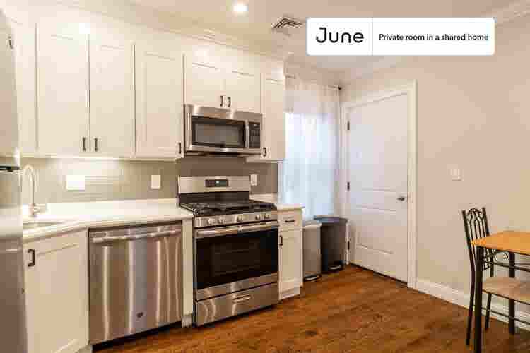 4 BR in Boston