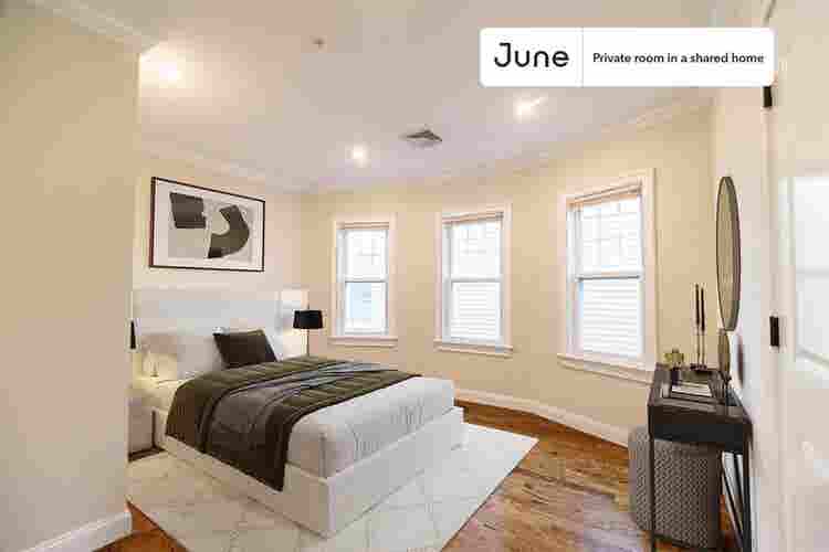 4 BR in Boston