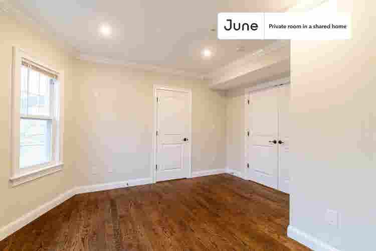4 BR in Boston