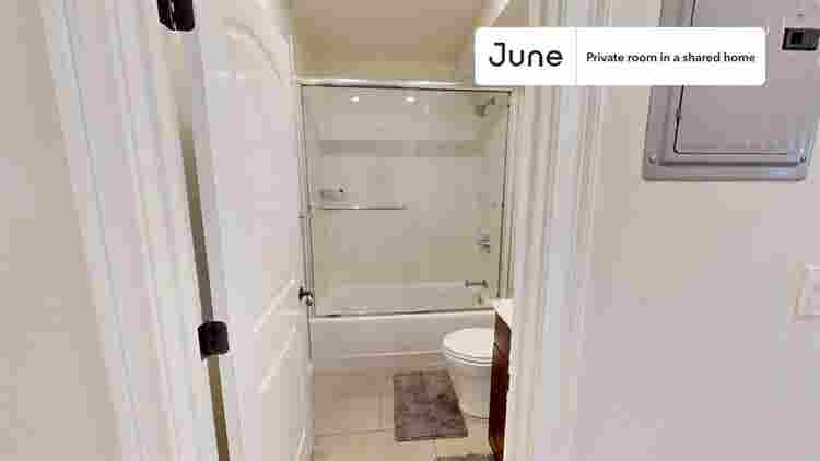 4 BR in Boston