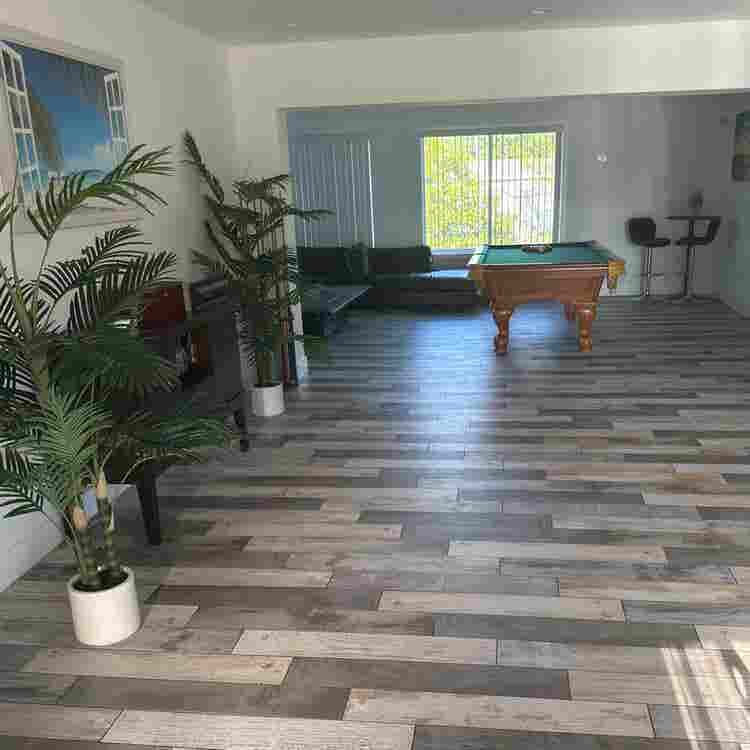 Room available in big house