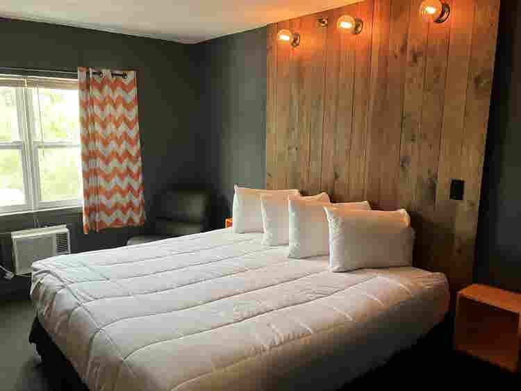 Furnished efficiency available