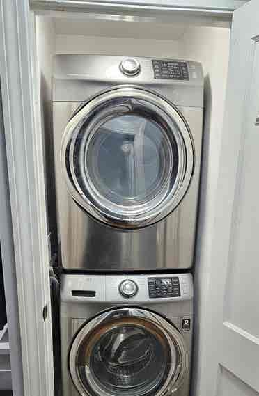 Large Furnished Room Available