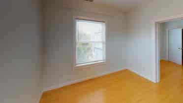 1 BR in Oakland