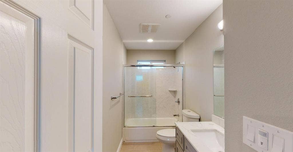 1 BR in Hayward