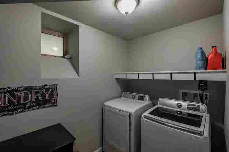 Spacious Private Bedroom-September