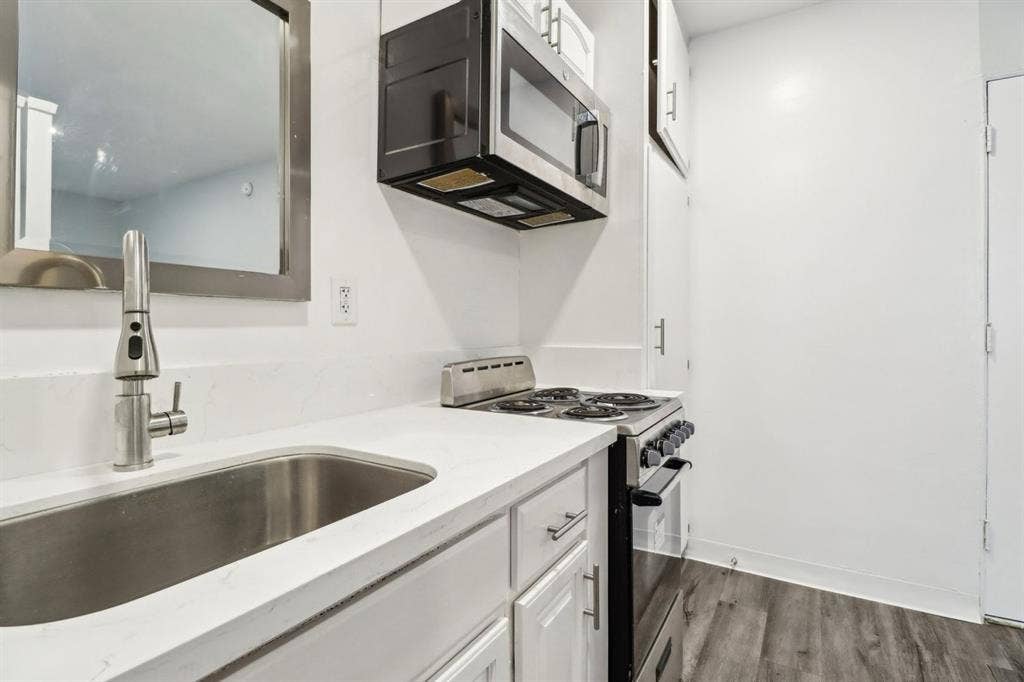 Studio and 1 bath