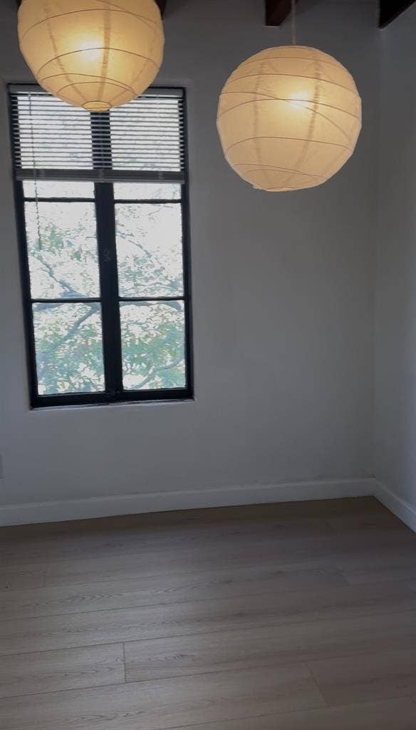 -mins to Berkeley, brand new