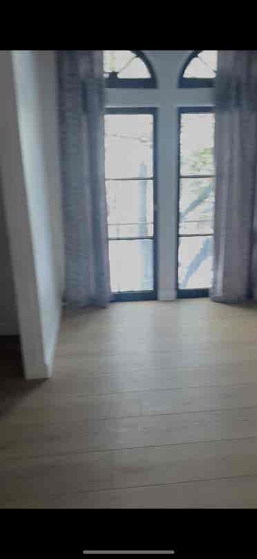 -mins to Berkeley, brand new