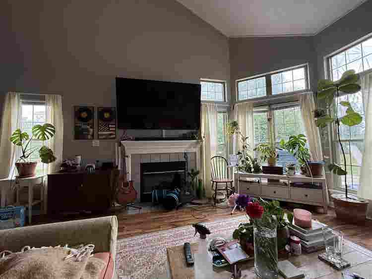 Lakeside Condo with Room Mate