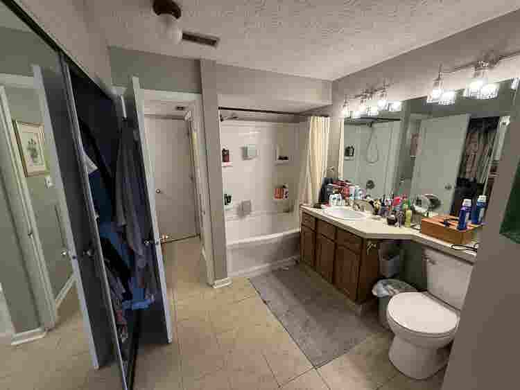 Lakeside Condo with Room Mate