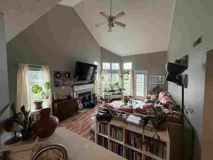 Lakeside Condo with Room Mate