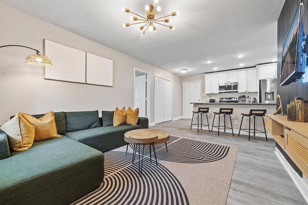 4 BR in Atlanta