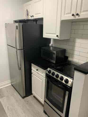✨Spacious Room in Midtown South✨