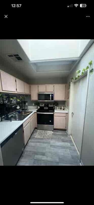 !!In need of a roommate!!