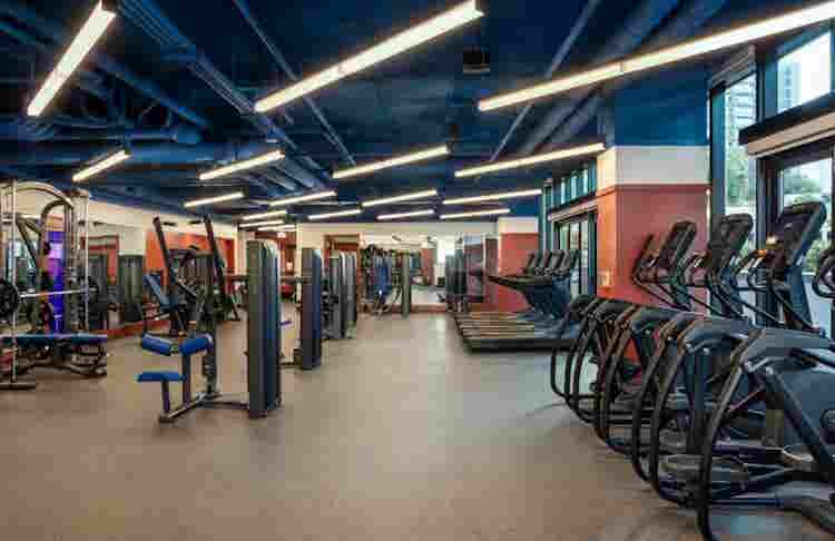 Relet/ sublease available