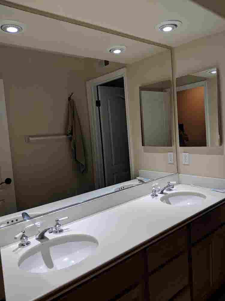 Large Room for rent (Coto de Caza)