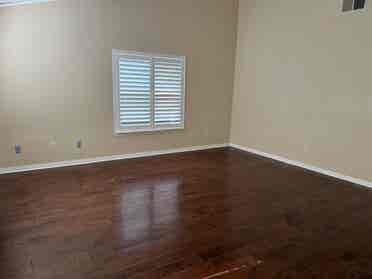 Large Room for rent (Coto de Caza)