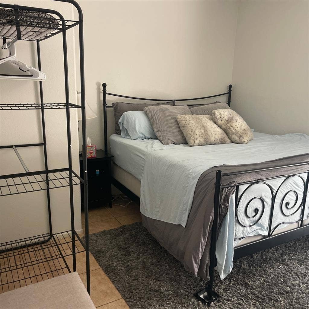 Furnished room in Gated Community