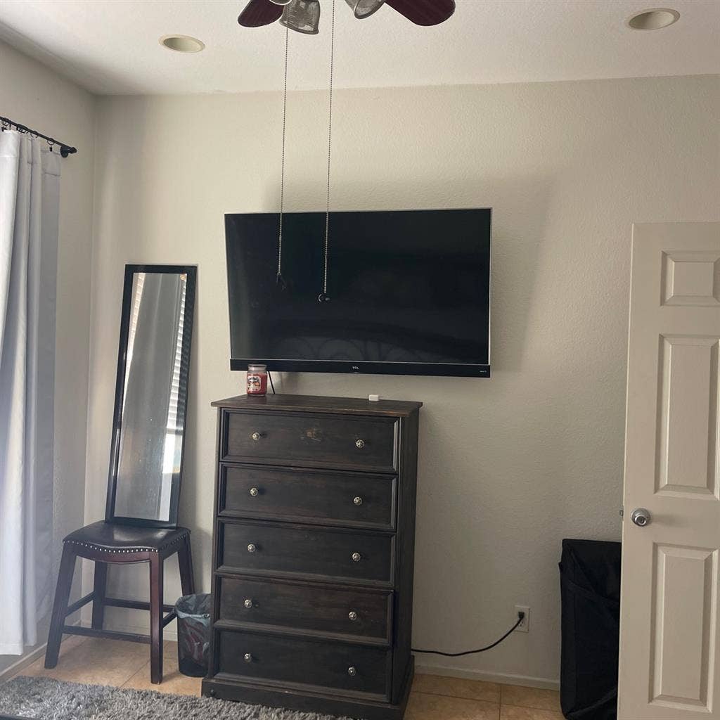 Furnished room in Gated Community