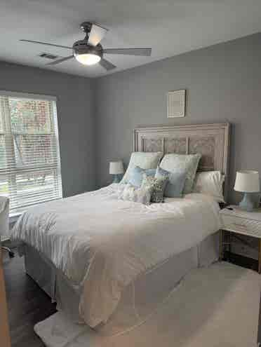 Sublease C square Spring
