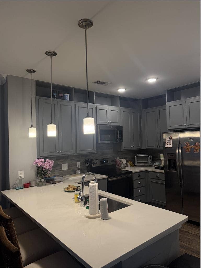 Sublease C square Spring