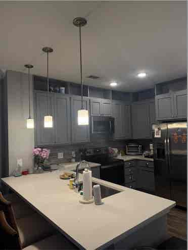Sublease C square Spring