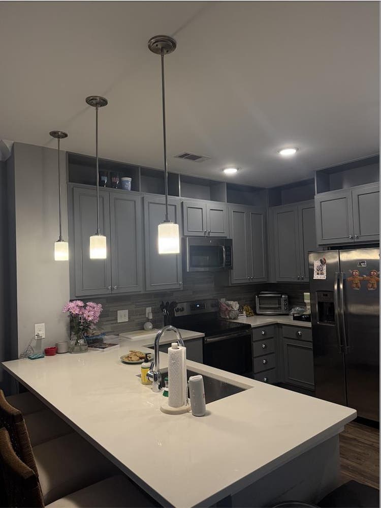 Sublease C square Spring