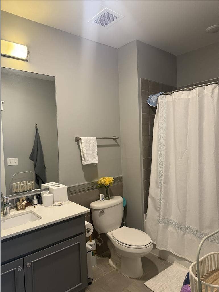 Sublease C square Spring