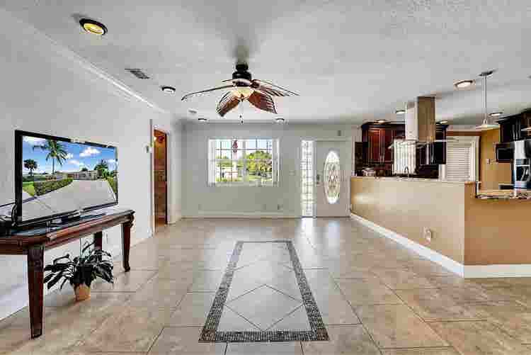 Two rooms for rent