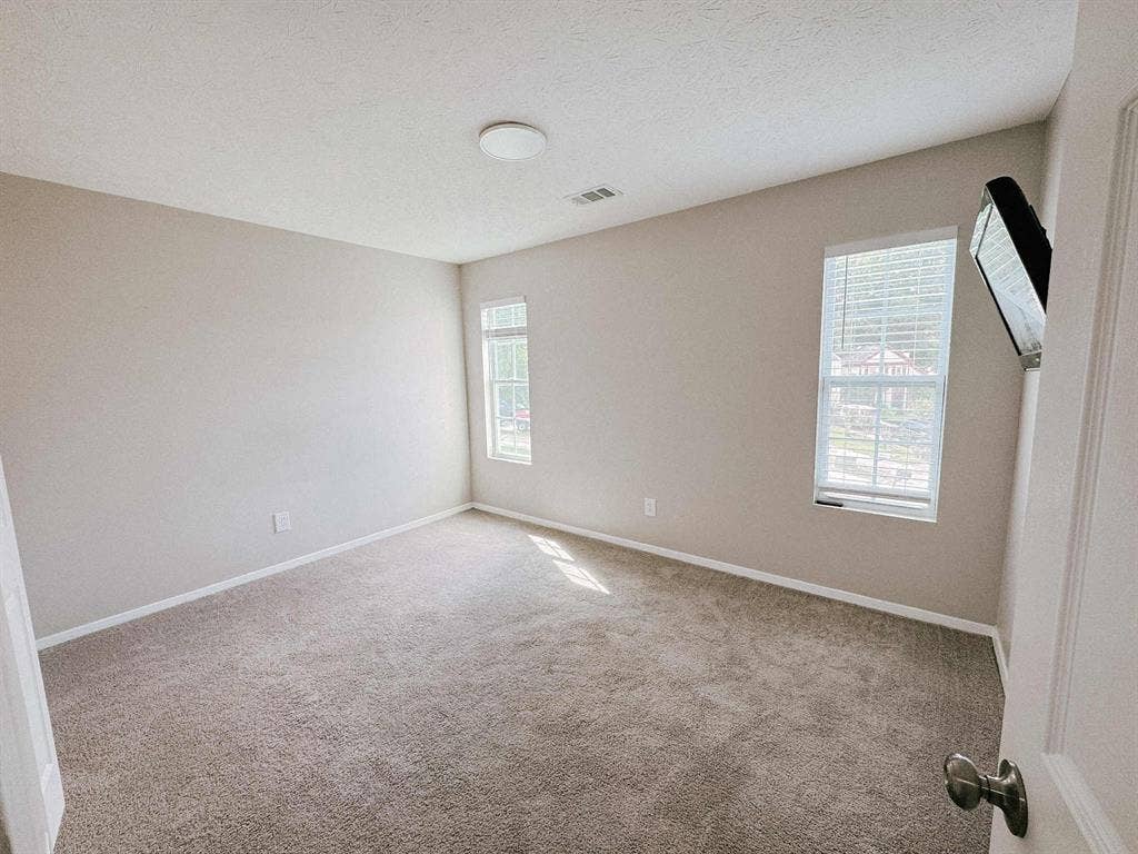 Private Room with Bathroom Norcross