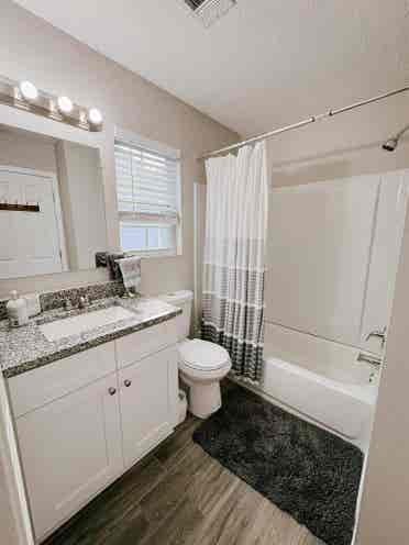 Private Room with Bathroom Norcross