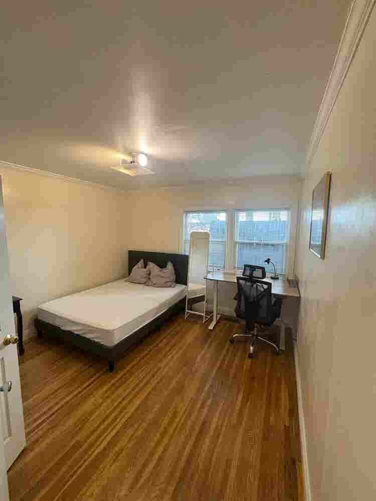 Bath Apartment near Campus