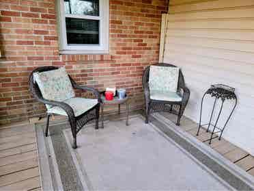 Furnished rooms  miles from UAH