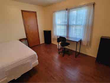 Furnished rooms  miles from UAH