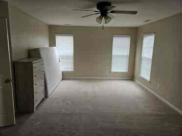 LF roommate Oct 1