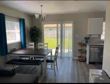 Room Near Universal Studios!