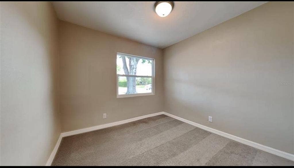 Room Near Universal Studios!