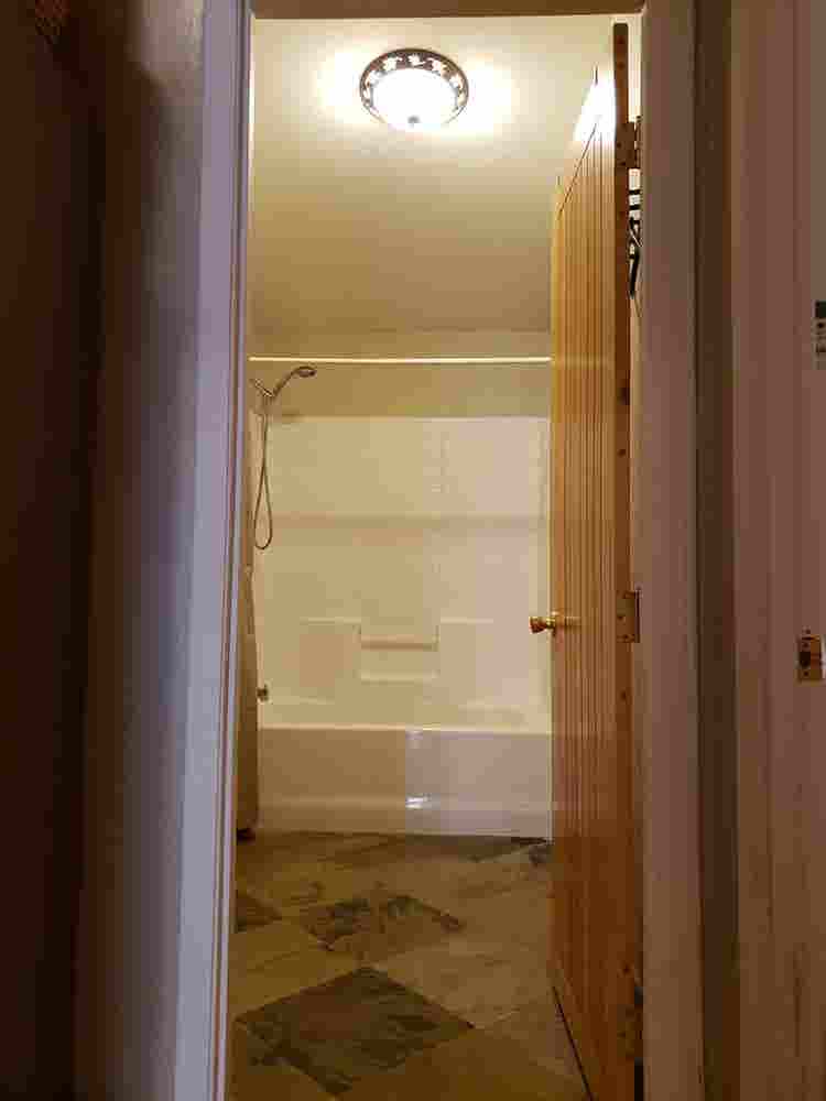Private Room, Shared Bath  Prescott
