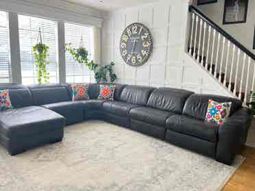 Room for Rebt - Female Only