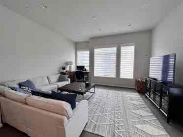 Fully furnished private room