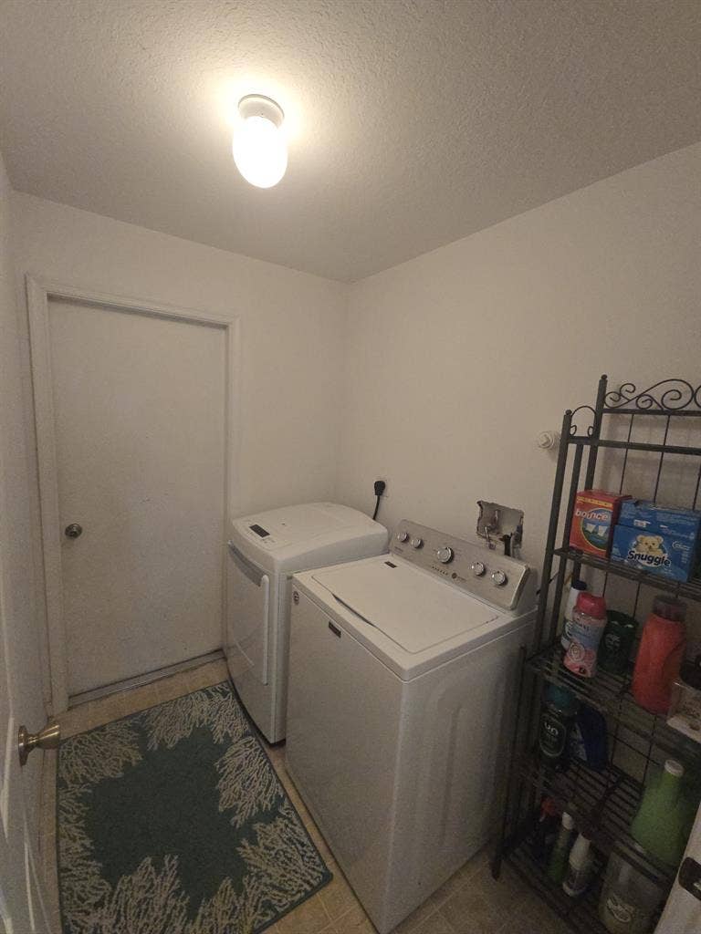 Bedroom(s) for rent