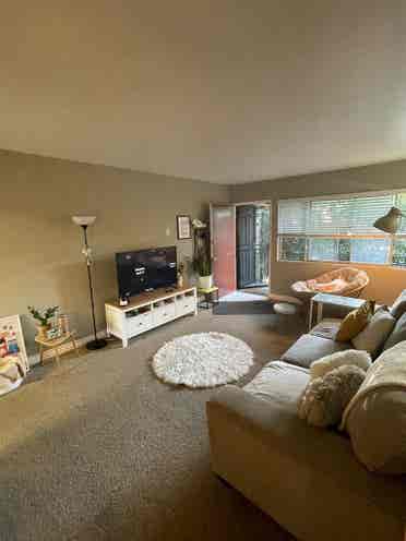 Shared room near the bay