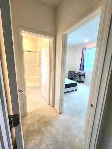 Brand New Ensuite - Positive vibes