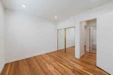 Modern Living! Trendy Highland Park