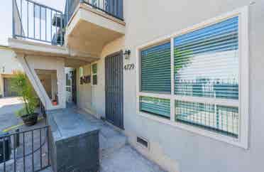Modern Living! Trendy Highland Park