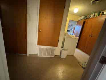 Private entrance room